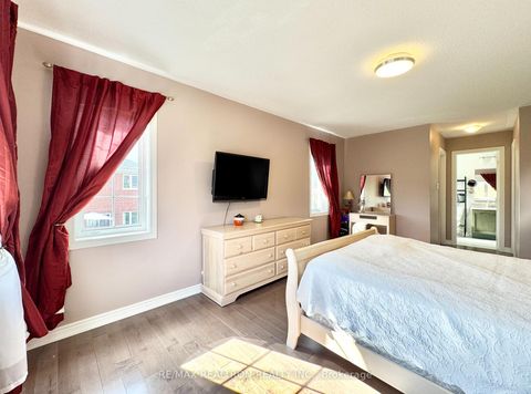 Photo 25 at 2 Redmond Drive, Patterson, Vaughan
