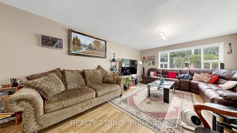 Photo 6 at 48 Megan Avenue, West Hill, Toronto