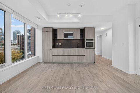Photo 12 at 702 - 2 Augusta Avenue, Waterfront Communities C1, Toronto