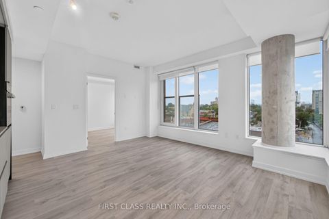 Photo 19 at 702 - 2 Augusta Avenue, Waterfront Communities C1, Toronto