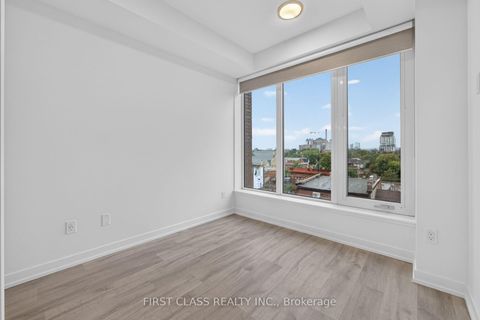 Photo 25 at 702 - 2 Augusta Avenue, Waterfront Communities C1, Toronto