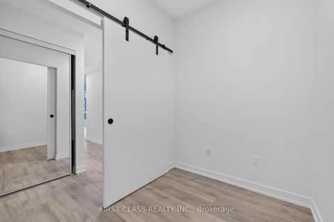 Photo 33 at 702 - 2 Augusta Avenue, Waterfront Communities C1, Toronto