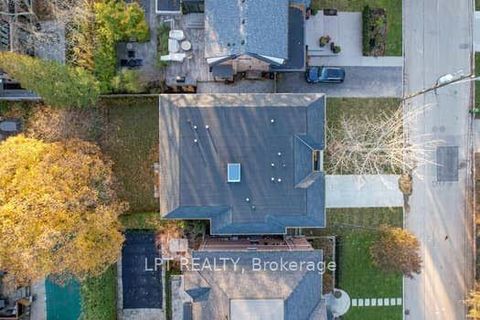 Photo 36 at 431 Heath Street E, Leaside, Toronto