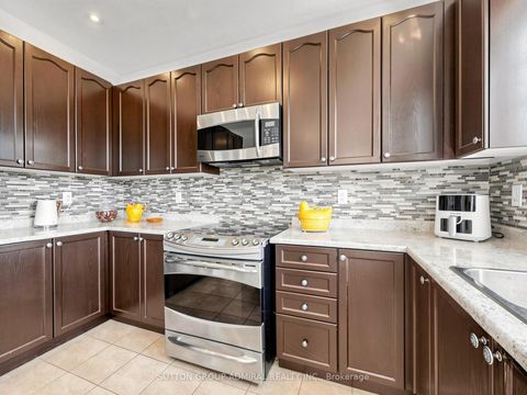 Photo 12 at 1311 Hunter Street, Alcona, Innisfil