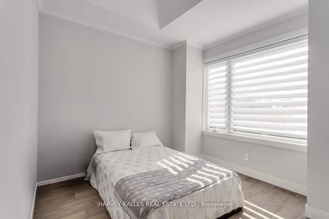 Photo 22 at 194 Sheldrake Boulevard, Mount Pleasant East, Toronto