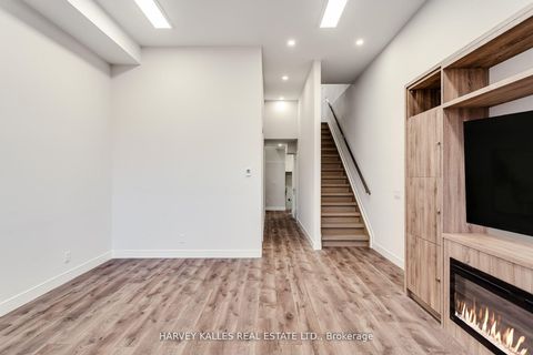 Photo 27 at 194 Sheldrake Boulevard, Mount Pleasant East, Toronto