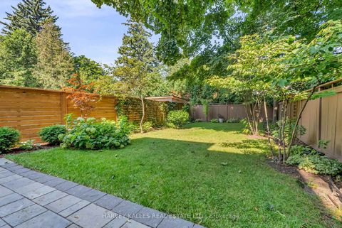 Photo 30 at 194 Sheldrake Boulevard, Mount Pleasant East, Toronto