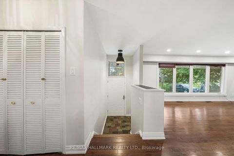 Photo 18 at 541 Rouge Hills Drive, Rouge E10, Toronto