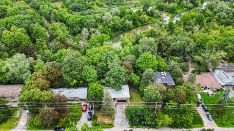 Photo 30 at 541 Rouge Hills Drive, Rouge E10, Toronto