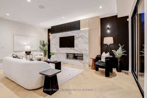 Photo 3 at 33 Twelfth Street, New Toronto, Toronto