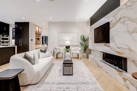 Photo 4 at 33 Twelfth Street, New Toronto, Toronto