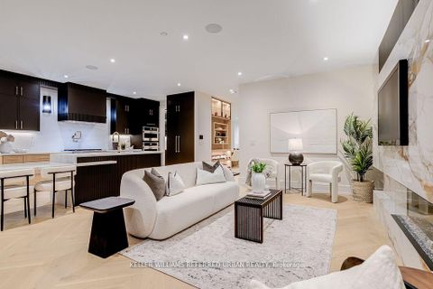 Photo 5 at 33 Twelfth Street, New Toronto, Toronto