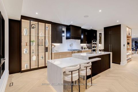 Photo 8 at 33 Twelfth Street, New Toronto, Toronto