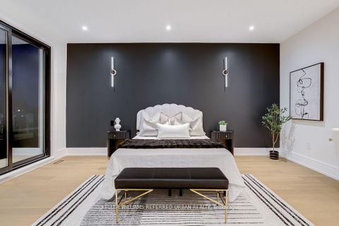 Photo 18 at 33 Twelfth Street, New Toronto, Toronto