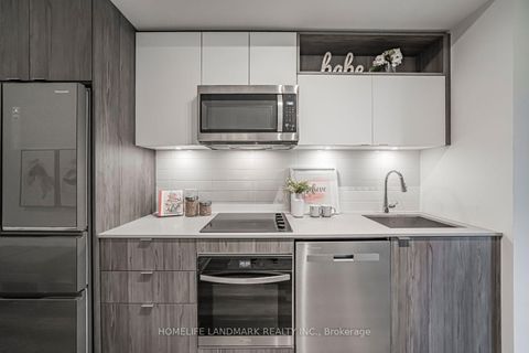 Photo 12 at TH-112 - 121 Lower Sherbourne Street, Waterfront Communities C8, Toronto