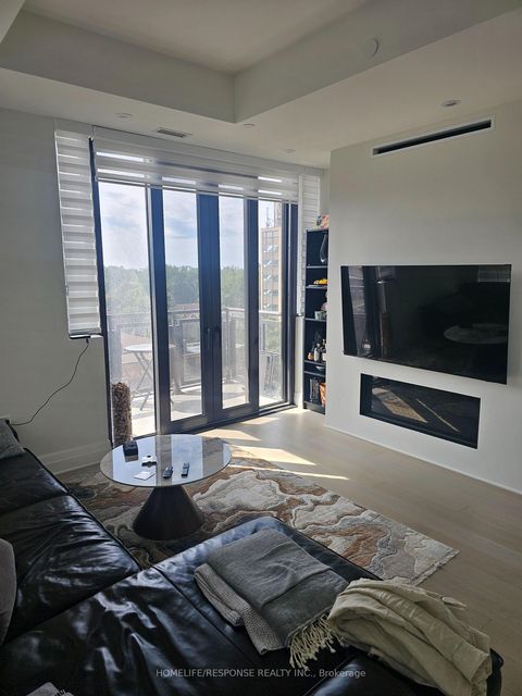 Photo 2 at 703 - 2 FOREST HILL Road, Casa Loma, Toronto