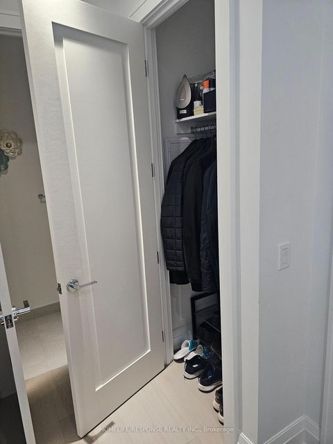 Photo 11 at 703 - 2 FOREST HILL Road, Casa Loma, Toronto