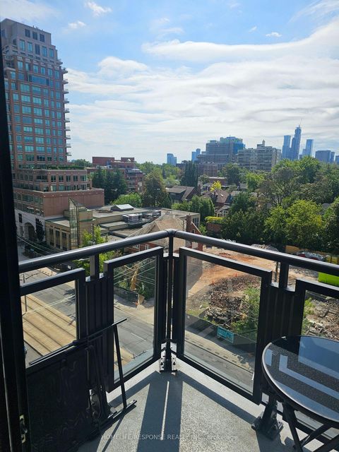Photo 12 at 703 - 2 FOREST HILL Road, Casa Loma, Toronto