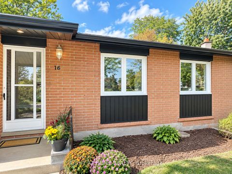 Photo 0 at 16 Ptarmigan Crescent, Donalda, Toronto