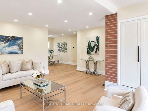 Photo 9 at 16 Ptarmigan Crescent, Donalda, Toronto