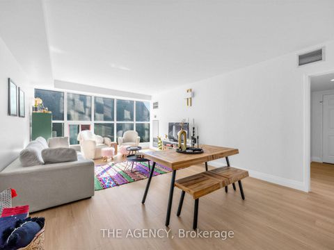 Photo 7 at 606 - 99 Harbour Square, Waterfront Communities C1, Toronto