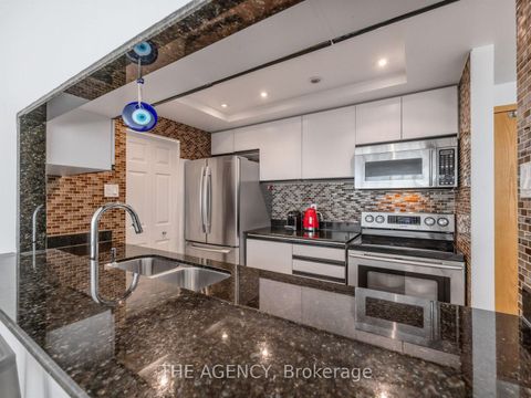 Photo 9 at 606 - 99 Harbour Square, Waterfront Communities C1, Toronto