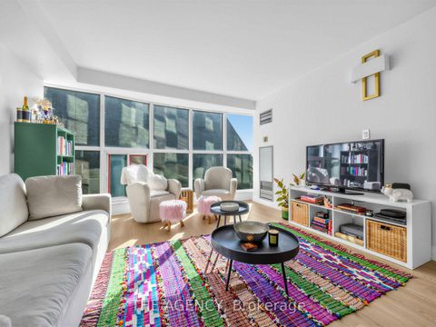 Photo 15 at 606 - 99 Harbour Square, Waterfront Communities C1, Toronto