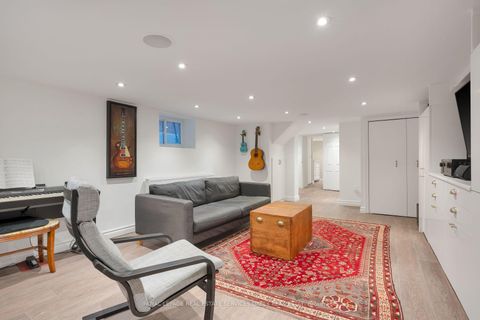 Photo 23 at 17 Barrie Avenue, Oakwood Village, Toronto