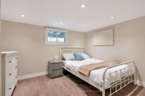 Photo 24 at 17 Barrie Avenue, Oakwood Village, Toronto
