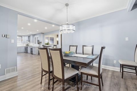 Photo 15 at 34 Ridgemount Road, Humber Heights, Toronto