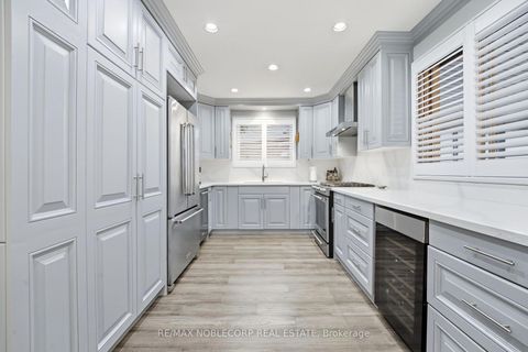 Photo 16 at 34 Ridgemount Road, Humber Heights, Toronto