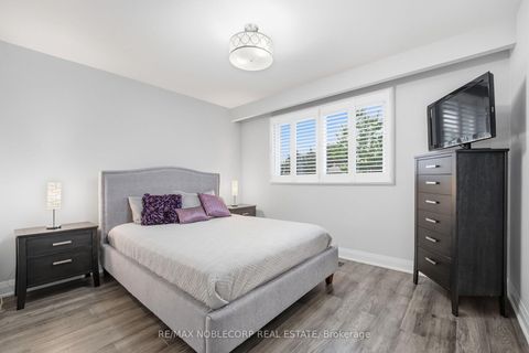 Photo 26 at 34 Ridgemount Road, Humber Heights, Toronto