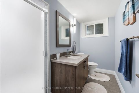 Photo 36 at 34 Ridgemount Road, Humber Heights, Toronto