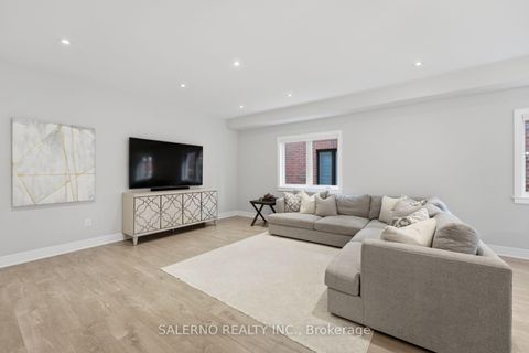 Photo 11 at 151 Vellore Park Avenue, Vellore Village, Vaughan