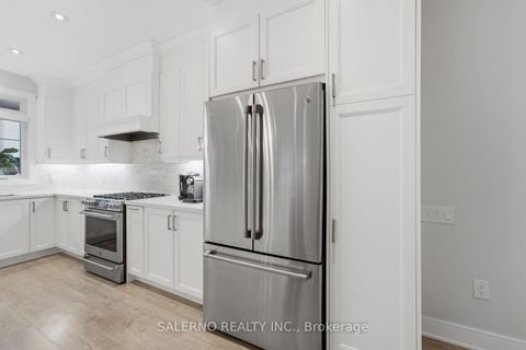 Photo 17 at 151 Vellore Park Avenue, Vellore Village, Vaughan