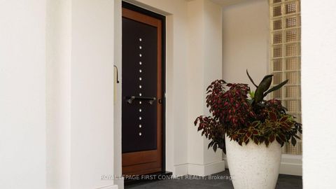 Photo 6 at 51 Kempenfelt Drive, North Shore, Barrie