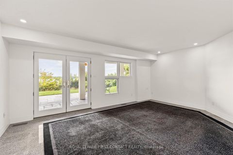 Photo 35 at 51 Kempenfelt Drive, North Shore, Barrie