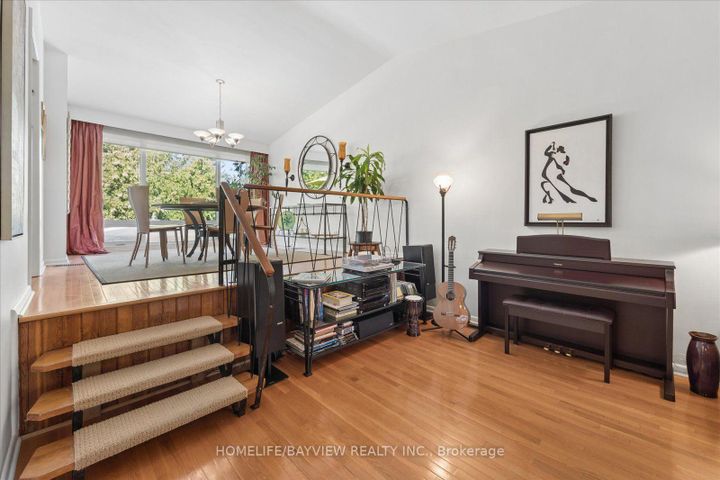 Photo 8 at 24 Ravenscroft Circle, Bayview Village, Toronto