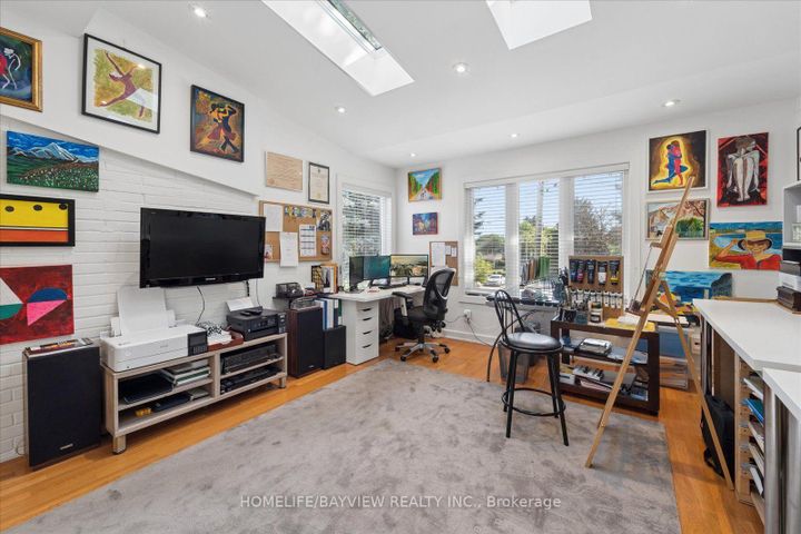 Photo 25 at 24 Ravenscroft Circle, Bayview Village, Toronto