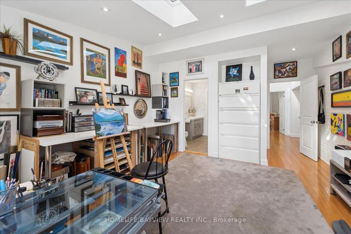 Photo 26 at 24 Ravenscroft Circle, Bayview Village, Toronto