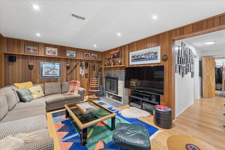 Photo 27 at 24 Ravenscroft Circle, Bayview Village, Toronto