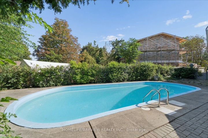 Photo 45 at 24 Ravenscroft Circle, Bayview Village, Toronto