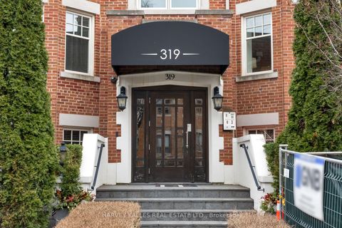 Photo 2 at 2D - 319 Lonsdale Road, Casa Loma, Toronto