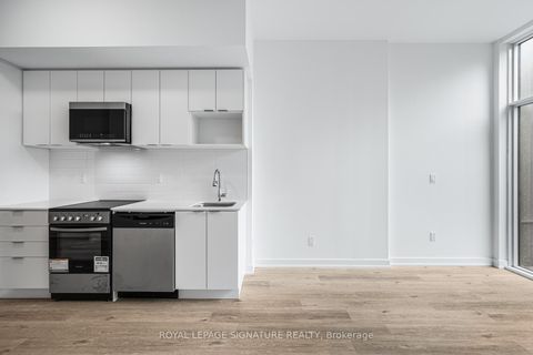 Photo 5 at 101 - 4569 Kingston Road, West Hill, Toronto