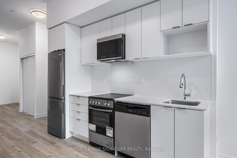 Photo 7 at 101 - 4569 Kingston Road, West Hill, Toronto