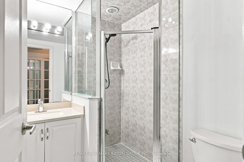 Photo 15 at 316 - 5233 Dundas Street W, City Centre West, Toronto