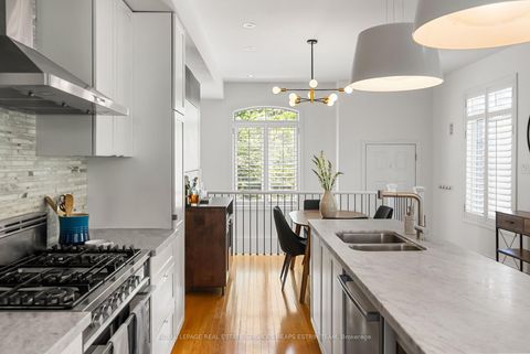 Photo 7 at 32 Mendota Road, Queensway, Toronto