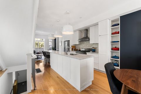 Photo 9 at 32 Mendota Road, Queensway, Toronto