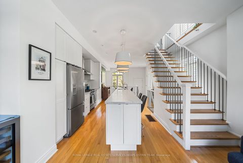 Photo 22 at 32 Mendota Road, Queensway, Toronto