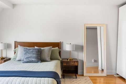 Photo 39 at 32 Mendota Road, Queensway, Toronto